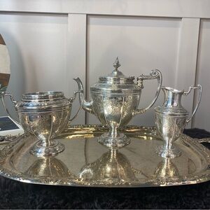 ANTIQUE W.M Silver Plated TEA/COFFEE  SERVICE 3PC. set BEAUTIFUL PATTERN Heavy